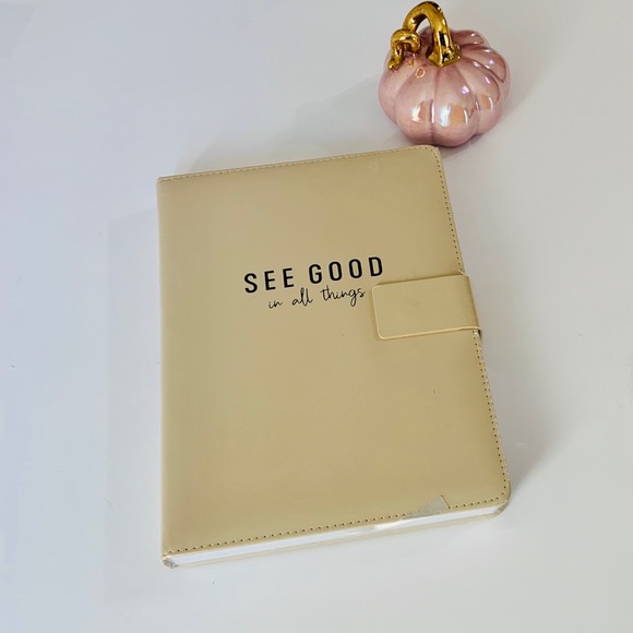 NWT Faux Leather Cream Journal - Picture 8 of 8